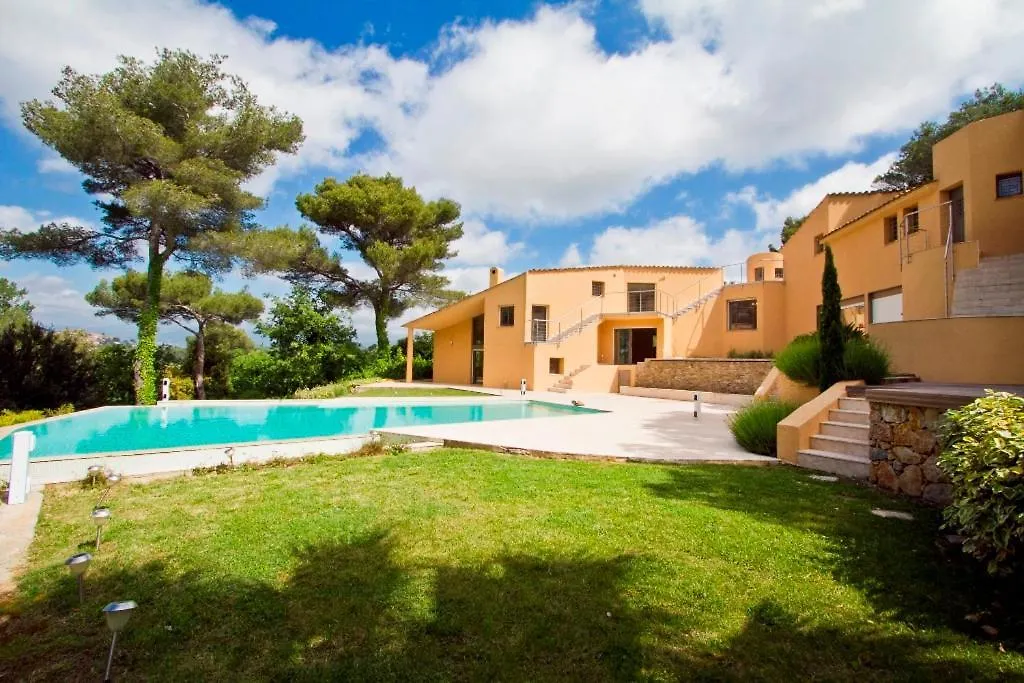 Villa La Datcha Mougins 0*,