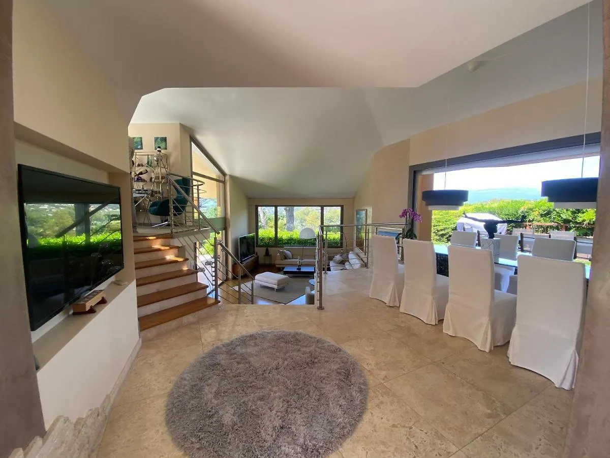 Villa La Datcha Mougins 0*,